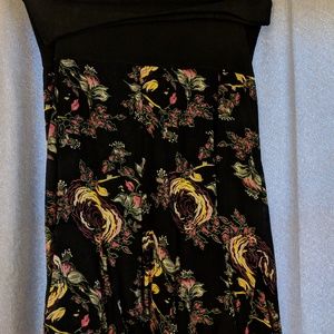 EUC M REVERSIBLE CAbi skirt